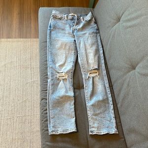 Levi’s Women’s High Rise Wedgie Straight Cropped Jeans